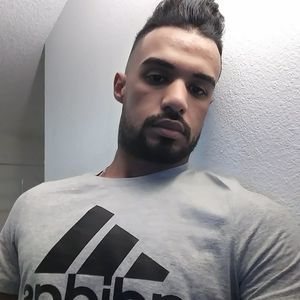 Meet your Posher, Ali ghanemi
